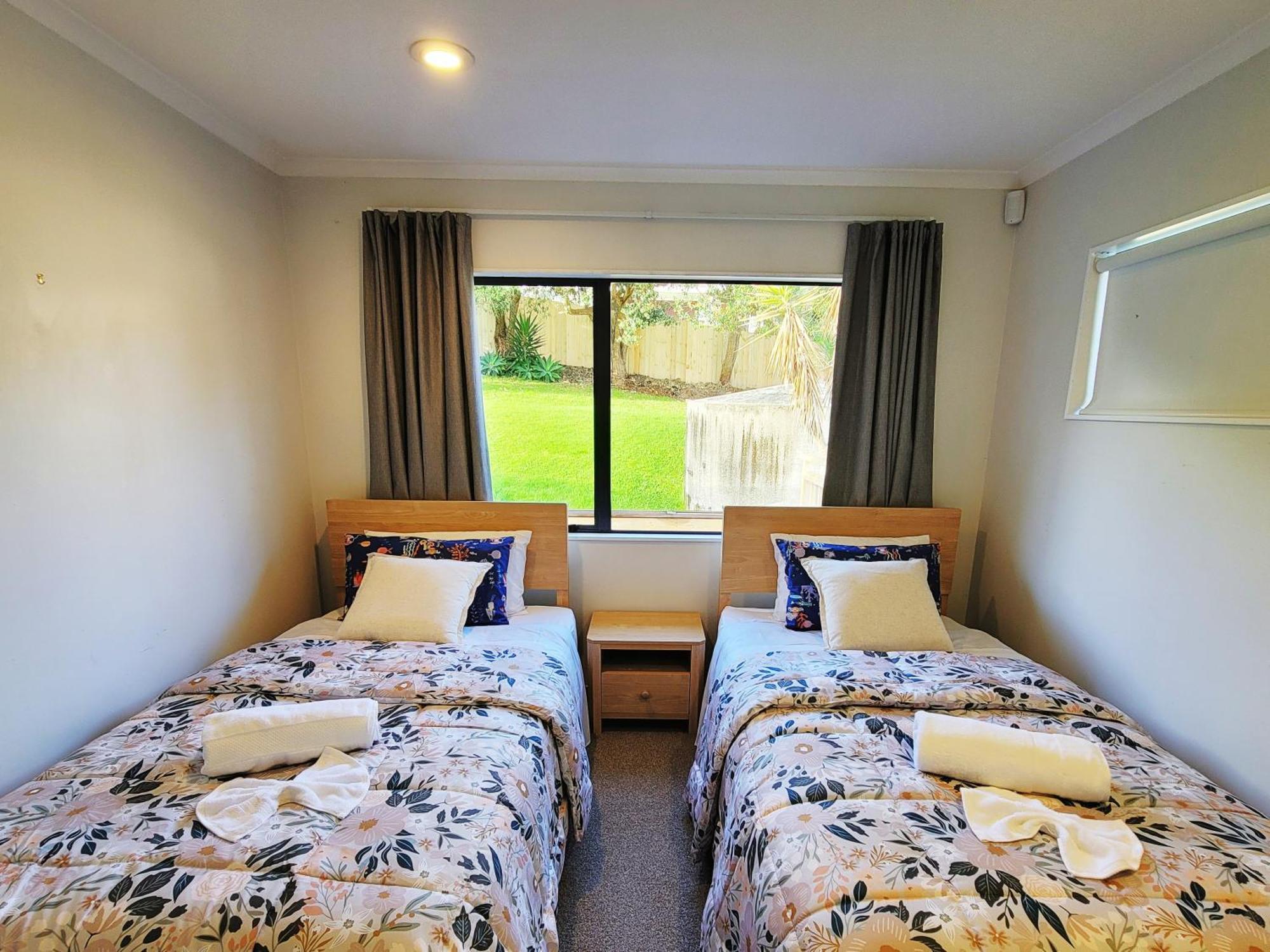 Sea View 5 Bedroom Holiday House 황가파라로아 외부 사진